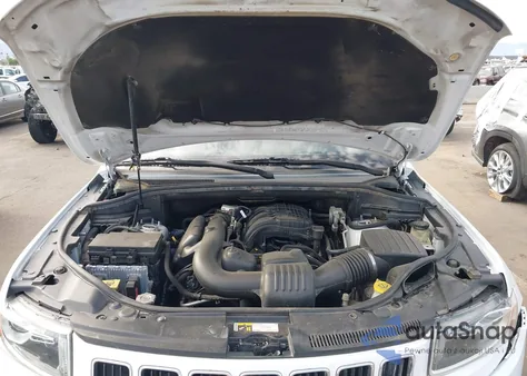 2015 Jeep Grand Cherokee Laredo из США, поврежденный, VIN 1C4RJEAG6FC826243